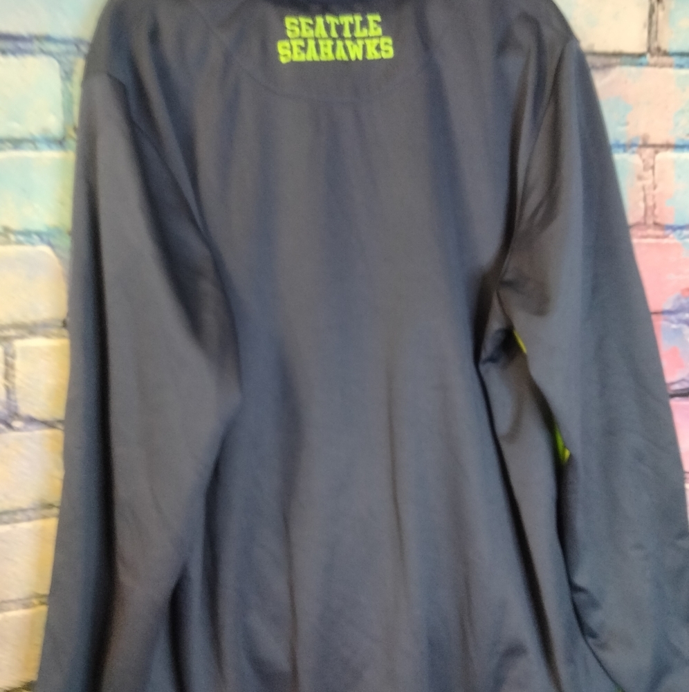 Seahawks Pullover - Picture 4 of 4